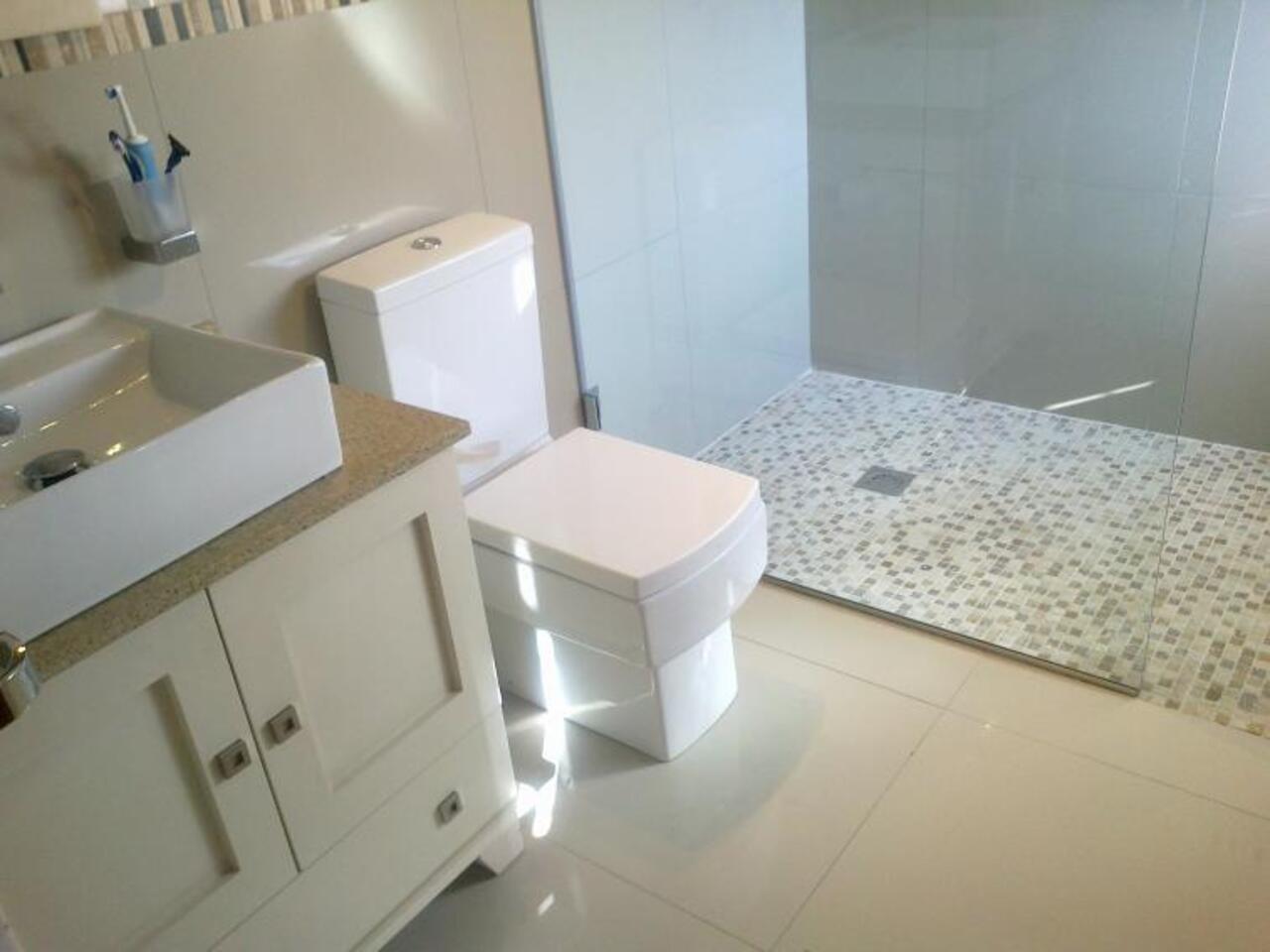 Feature Bath